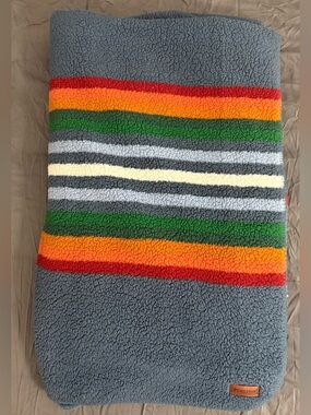 Pendleton Grand Canyon Sherpa Fleece Blanket Queen* Stripes 100”x76” Cozy Warm